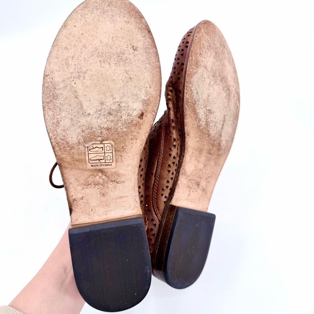 PATRICIA NASH Sabrina Perforated Leather Lace Up Ankle Booties Tan 9 - Picture 6 of 10